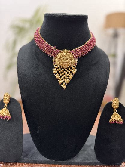 Golden Surya Jewelry Set – Vivid Vogue Jewelry