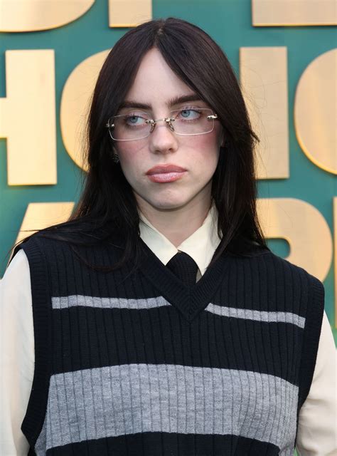Billie Eilish Has Retired Her Bright Red Roots — See Photos | Allure