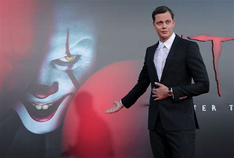 Bill Skarsgård, clown Pennywise: “It 2 è una lunga seduta di terapia di ...