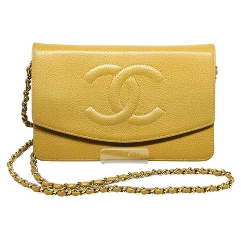 Chanel flap bag Yellow Leather ref.781428 - Joli Closet