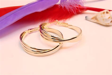 Veeves Jewelry: Unmatched Elegance in Fashion Jewelry