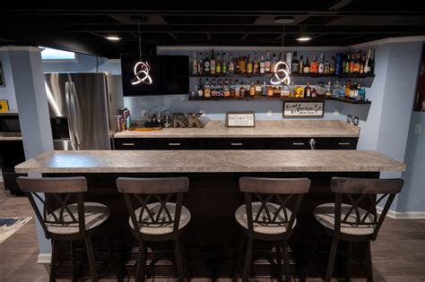 Finished Basement with Bar in Southfield, MI - Basements Plus