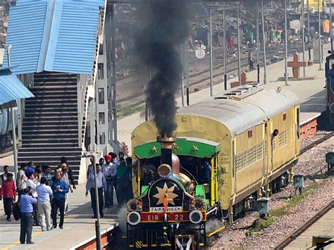 World Oldest Steam Train Engine Know about this heritage train of ...