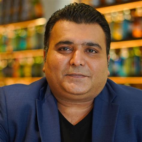 Esquire India - Men's Fashion, Cocktails, Politics, Interviews, and Women