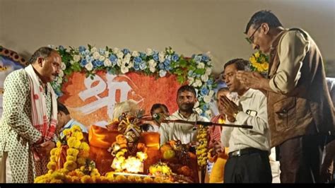 राम कथा के चौथे दिन कार्तिकेय जन्म, तारकासुर वध और गौ सेवा का हुआ वर्णन ...