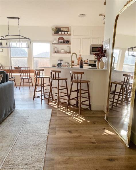 25 Beautiful LVP Flooring Planks Colors You Should Try