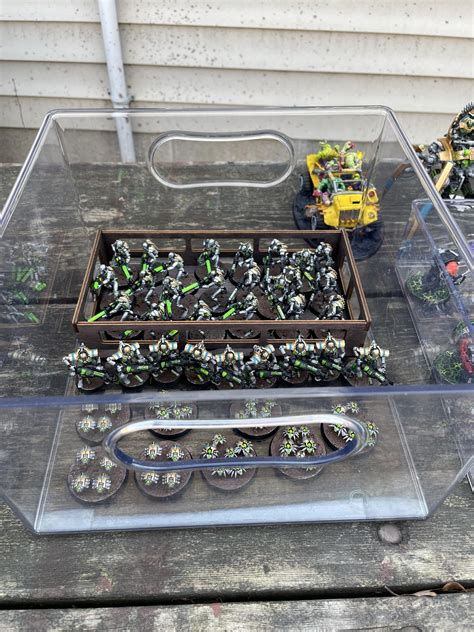 Slaying the Grey! Half of my Pile of Shame is done!! : r/Warhammer40k
