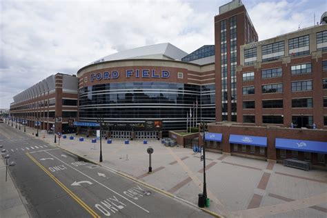 WWE SummerSlam 2023 Announced for Detroit's Ford Field in August | News, Scores, Highlights ...
