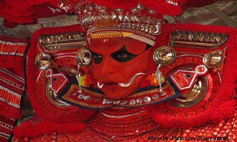 Kanathoor Nalvar Bhoothasthanam Kasargod- Kanathoor Nalvar Temple ...