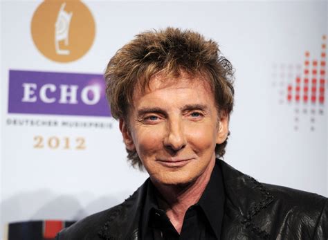 Barry Manilow: Career in pictures | Plastic surgery, Barry manilow, Barry manilow plastic surgery