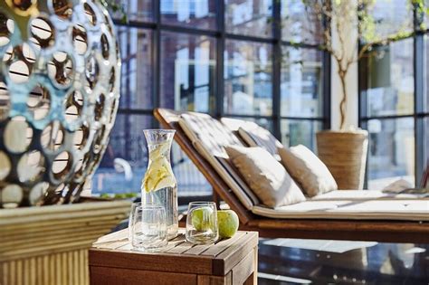 Lindner Hotel Frankfurt Main Plaza, part of JdV by Hyatt Pool: Pictures ...