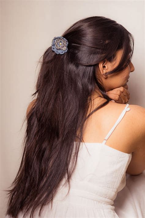 Samoolam Guncha Classic Gray Dahlia Hair Clutch – Okhaistore