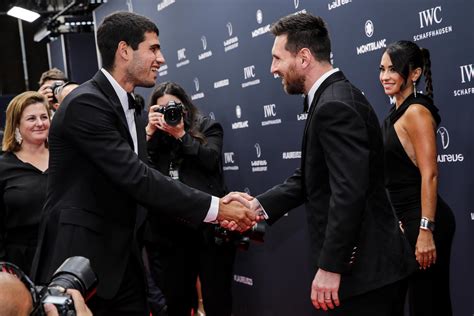 Messi scores unprecedented double at Laureus World Sports Awards - EFE