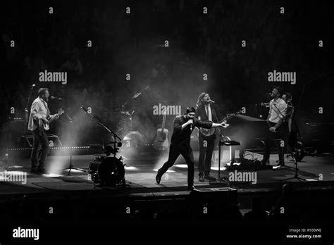 The Internet Song 的图像结果