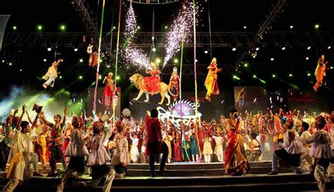 Navratri 2024: 13 Places To Enjoy Garba in Gujarat - lifeberrys.com