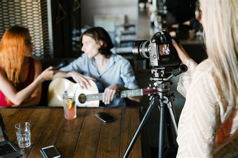 Journalist Interview Creative Commons 的图像结果