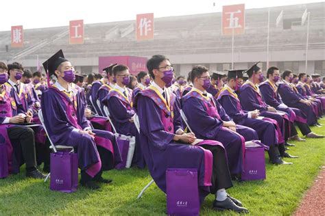 【快讯】清华大学2021年本科生毕业典礼举行-清华大学