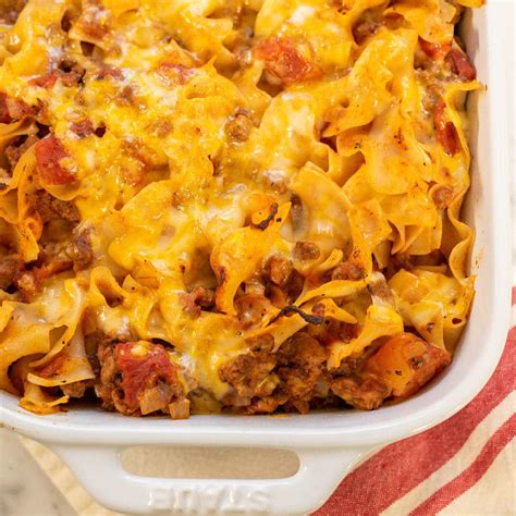 How Do You Make Hamburger Noodle Casserole