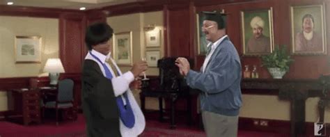 Shah Rukh Khan Replies To Daddy Cool Anupam Kher After He Misses The ...