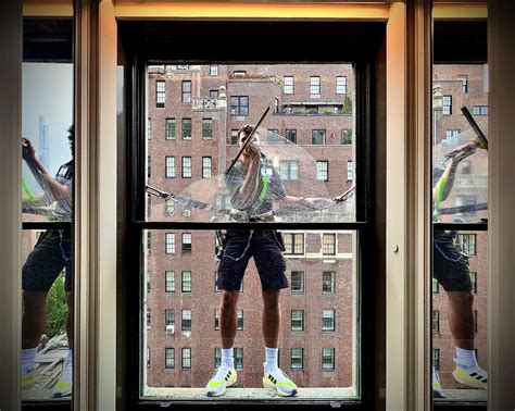 Rezultat imagine pentru Hi-Rise Window Cleaning