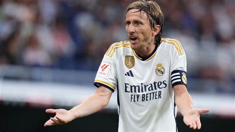 Dinamo Zagreb offer Luka Modric shock return in 2024