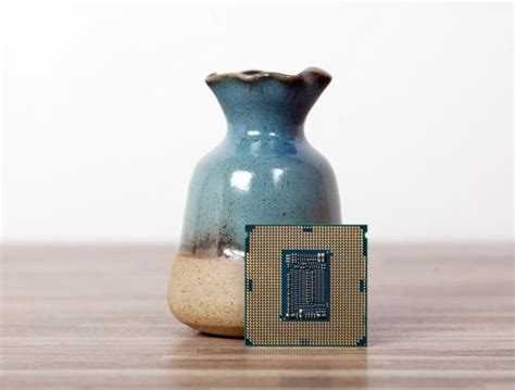 Intel酷睿i7-13700处理器评测：性能不比带K的差多少