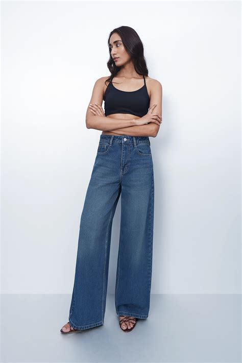 Dirty Wash High-Rise Straight Jeans