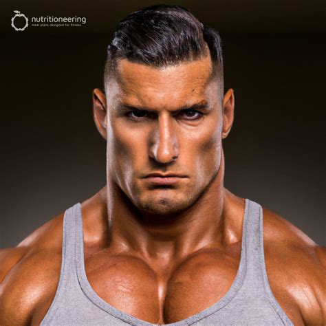 See How Big An 18 Inch Neck Is With Charts and Statistics