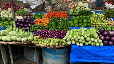 Food Inflation in India: The Battle Of Vegetables - Goodreturns