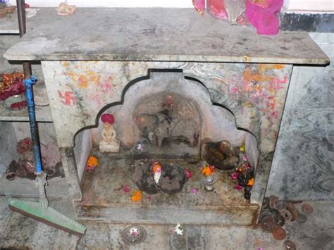 Shri Vir Hanuman Mandir