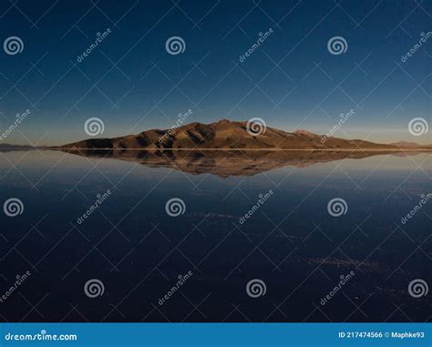 Andes Mountains Sunrise Panorama Mirror Reflection on Salar De Uyuni ...