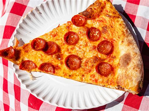 Mano's Pizzeria - Review - Ridgewood - New York - The Infatuation