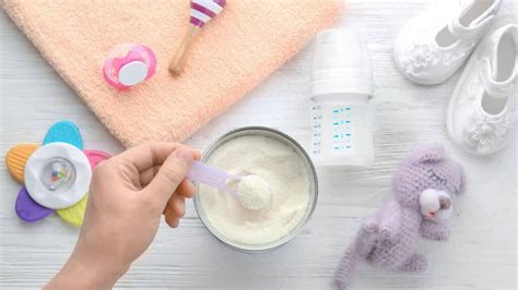 Mixing Baby Formula 的图像结果