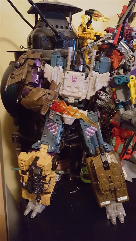 Flamethrower LEGO Hand 的图像结果