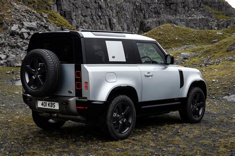 2022 Land Rover Defender price and specs | CarExpert