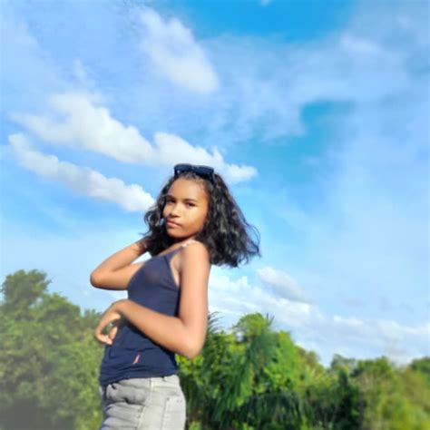 _nayara.monteiro : u/Professional_Lock616