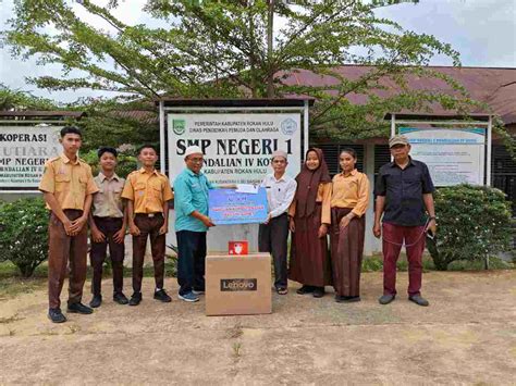 Dukung Ekonomi dan Pendidikan, PTPN IV Regional III Gelontorkan Rp2,4 ...
