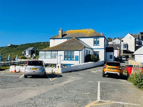 THE PARIS HOTEL (Coverack) - Guesthouse Reviews, Photos, Rate ...