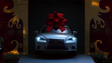 Lexus Celebrates Holiday Magic with December Sales Event Campaign