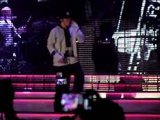 tiziano ferro l 232 una cosa semplice si tiziano ferro xdono live 2012 quot l e una cosa tiziano ferro l 232 una cosa semplice si tiziano ferro xdono live 2012 quot l e una cosa