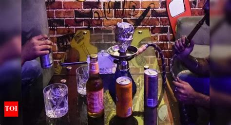 Massive Police Raid at Valencia Café: 25 Arrested for Illegal Hookah ...