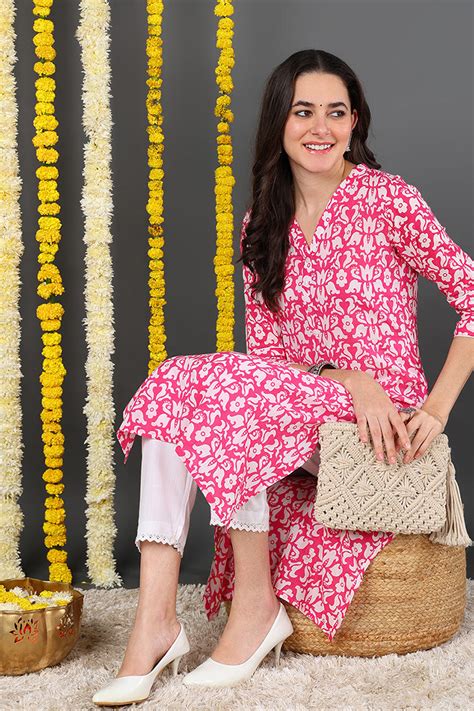 Women Pink & White Screen Printed Straight Kurta VCK1637 - Ahika