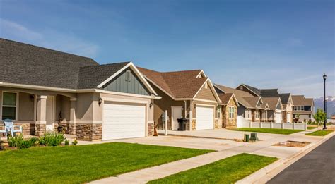 Can You Afford a $500k House? Here’s What You Need to Earn
