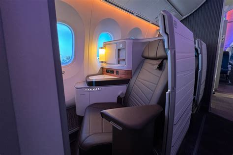 Hawaiian Airlines Dreamliner sneak peek: New business-class and economy ...