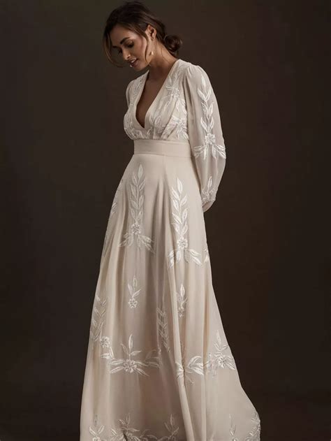 We re obsessed with these vow renewal dresses – Artofit