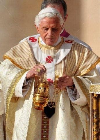 Rex Parker Does the NYT Crossword Puzzle: Papal vestment / WED 1-8-25 ...