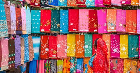 Uniquely Indian Souvenirs And Where To Buy Them In New Delhi