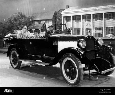 THE JACK BENNY PROGRAM, from left: Jack Benny, Eddie 'Rochester ...