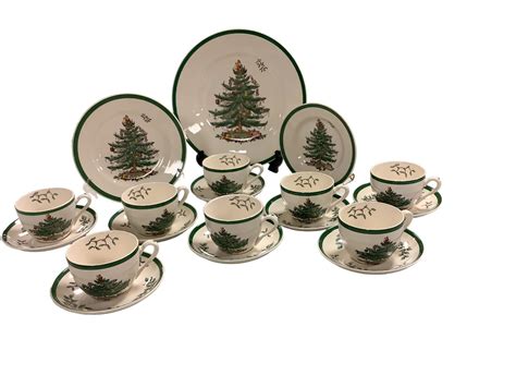 Lot - Spode “Christmas Tree” Dinnerware