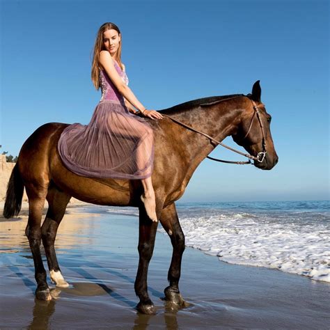 #horses | Horses, Horse pictures, Woman riding horse